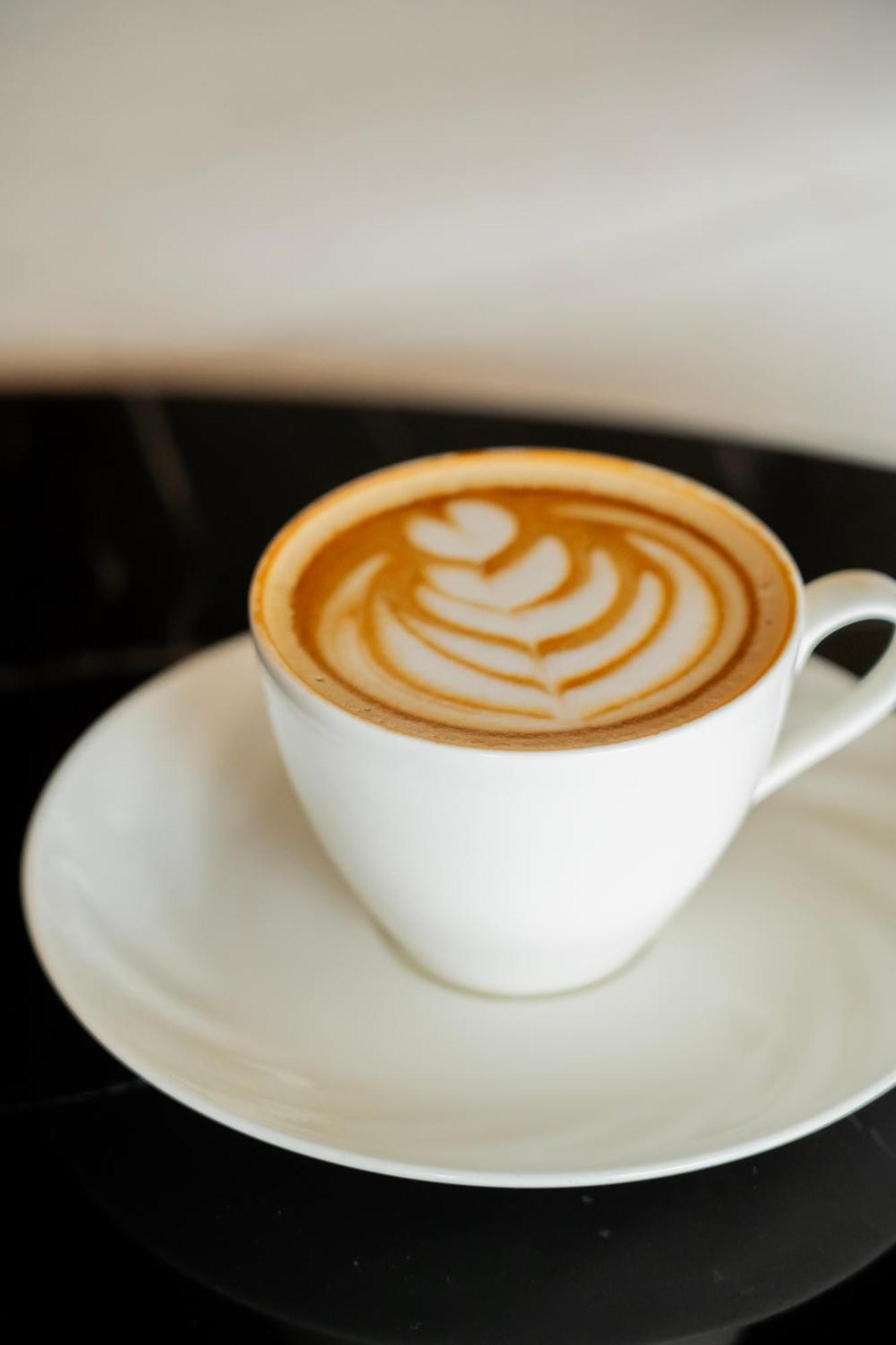 โกยา บูทิก รีสอร์ต Hotel อูบุด ภายนอก รูปภาพ A latte
